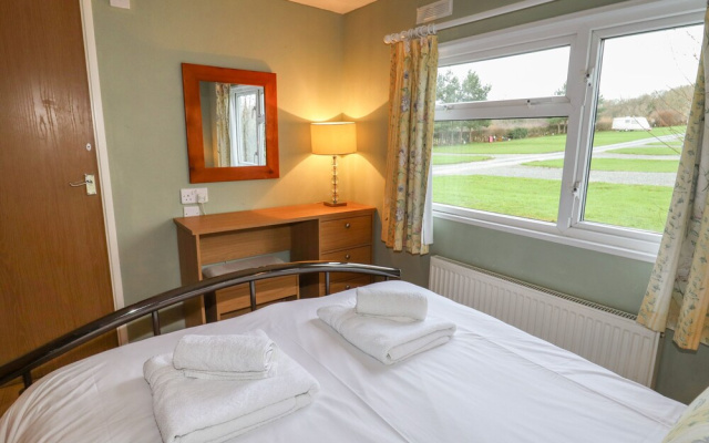 Wayside Lodge