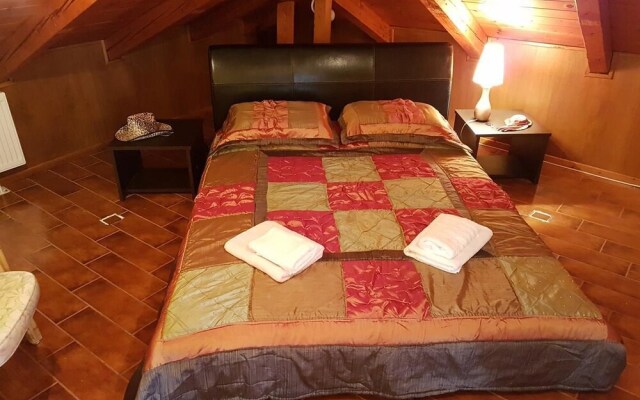 Delphi Paradise Apartments