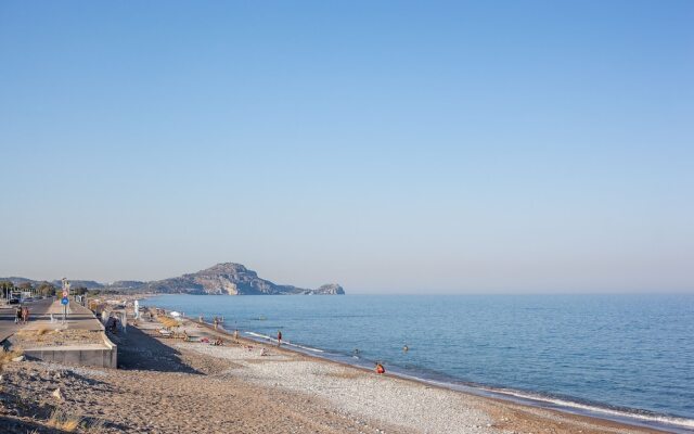 Cozy Family Home steps from the Beach