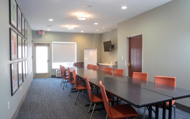 Holiday Inn Express Hotel & Suites Chester by IHG
