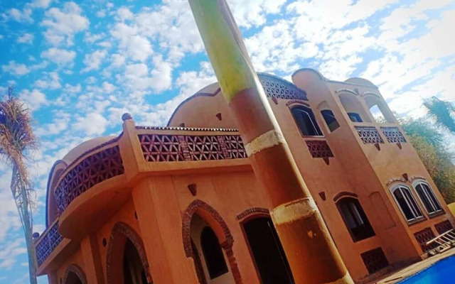 Nile Den Dome Villa