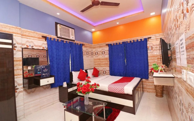 OYO 25018 Saanvi 