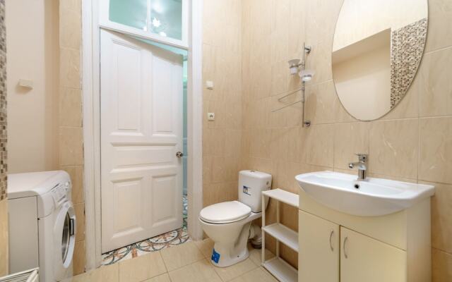 LeonRooms Ekaterinenskaya 18