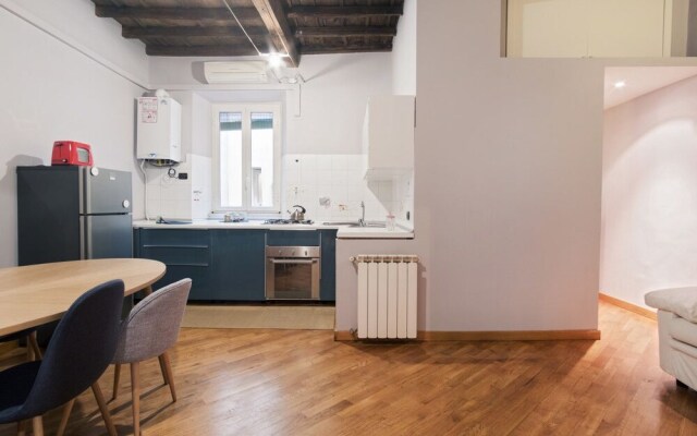 Trendy 2bed apt Walking Distance From P.zza Navona