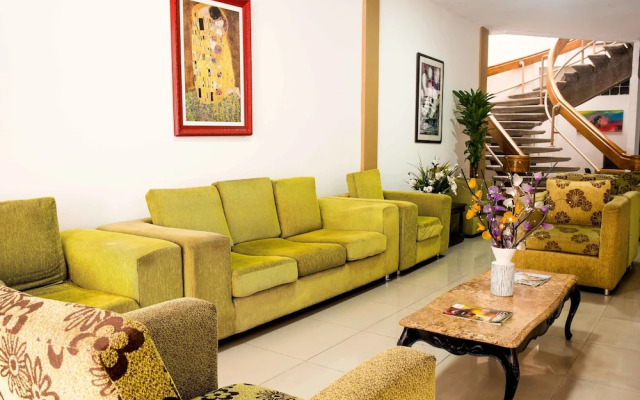 Hotel Prado 72
