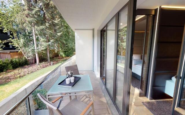 White Pearl Apartment 0.03