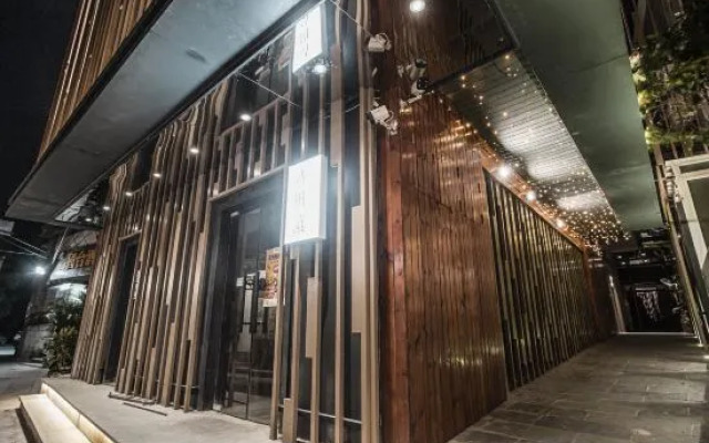 West Lake Yingxiu·Man Ting Fang Homestay