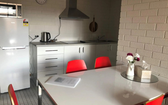 Perth Central City Stay Apartment Hotel
