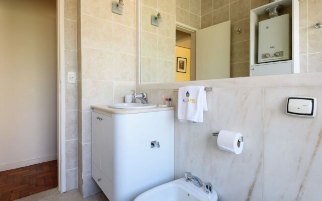 All in Rio-Excelente Localização Metrô de Ipanema