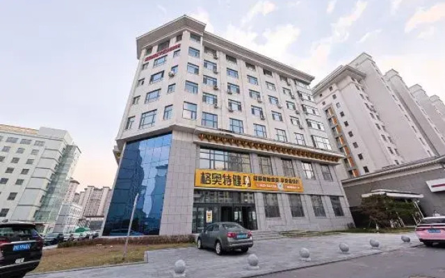 Rooftop Homestay (Yanji Yanbian University West Market Branch)