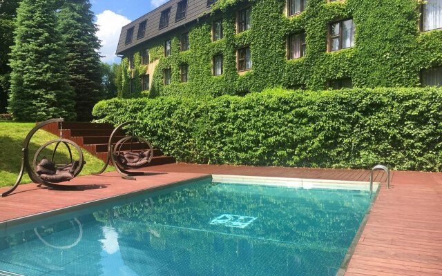 Booking Hotel & Spa