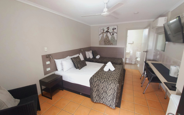 Golden Palms Motor Inn – Guest Rooms – Bundaberg