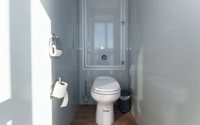 L'Escale Royale Port Ilon Seine Giverny