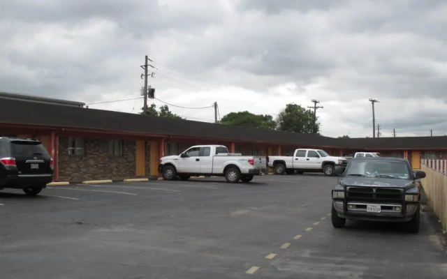 Sportsman Motel