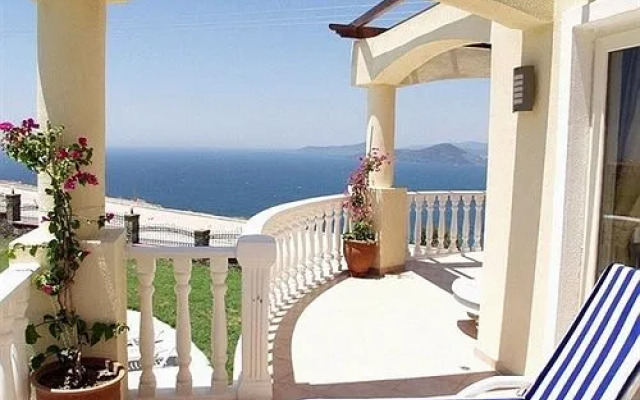 Flamingo Country Residences