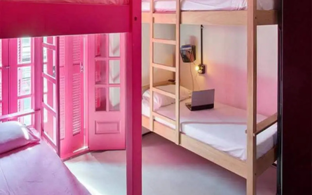 Contemporaneo Hostel
