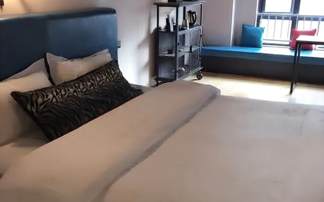 West Coast American-style Sea-view Theme Hotel