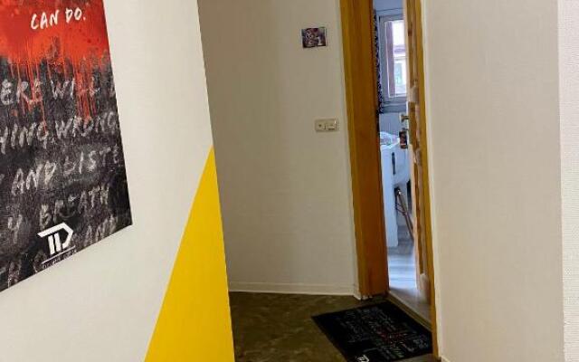 Apartment 2P. Balkon Zentral 1.4