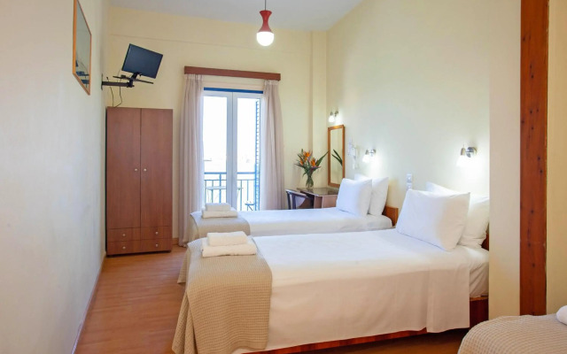 Lucia Hotel