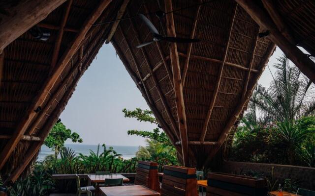 Puro Surf Hotel and Academy