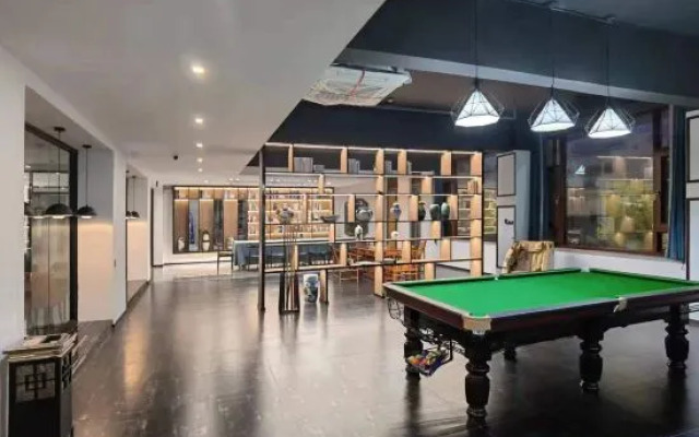 Jinglan Yipin Hotel (Jingdezhen Taoxichuan Branch)