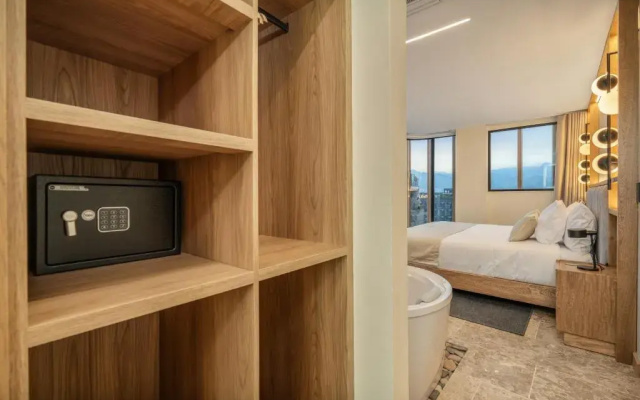 LIN Boutique Hotel by HOUSY HOST