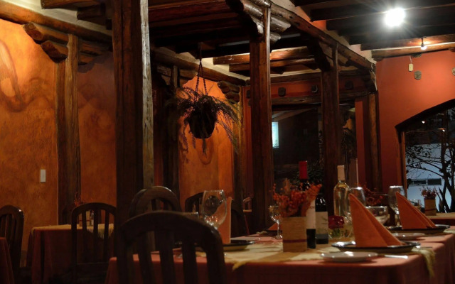 Kitu Hotel