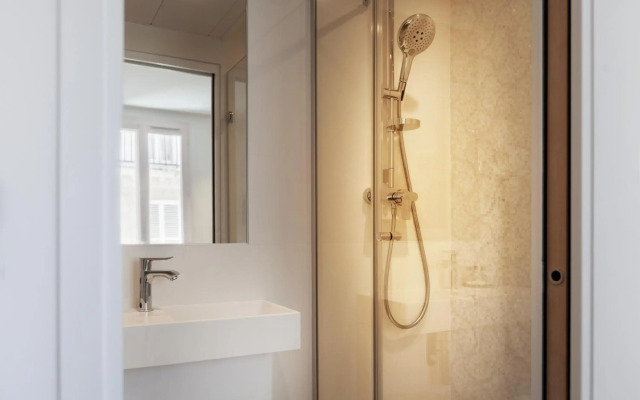 Hôtel Eiffel Petit Louvre