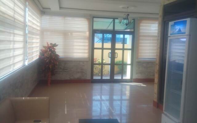 Ama Serwaa Lodge
