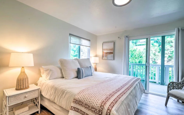 Cozy Cali Condo, Walk to Summerland Beach!