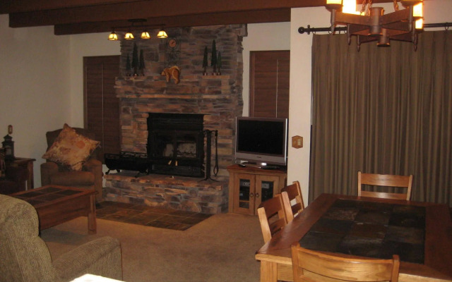 Val d'Isere by Mammoth Reservation Bureau