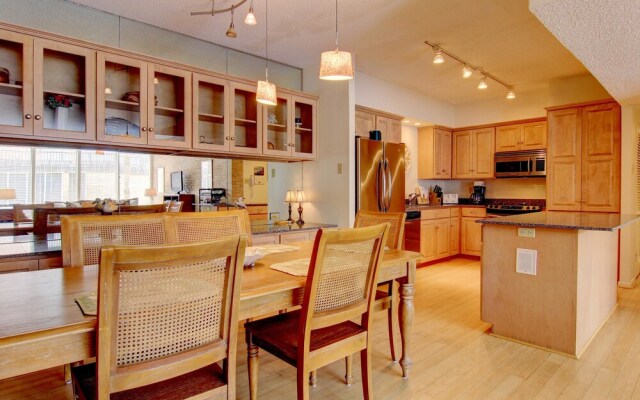 Channelview 213