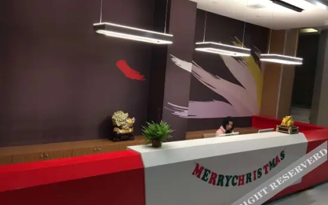 Thank Inn (Tongliao Mingren Street)