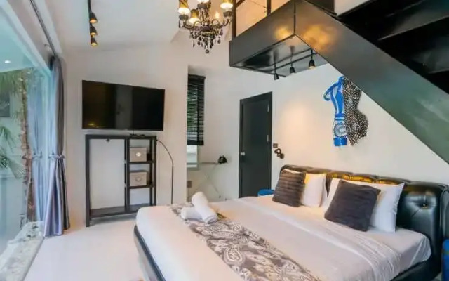 Newly Rooftop 7BR Pool Villa - VVP31.6 (Jomtien)
