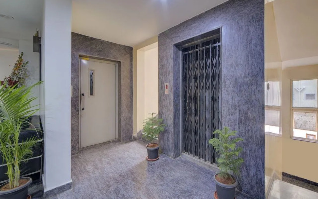 Pradha Grand By OYO Rooms