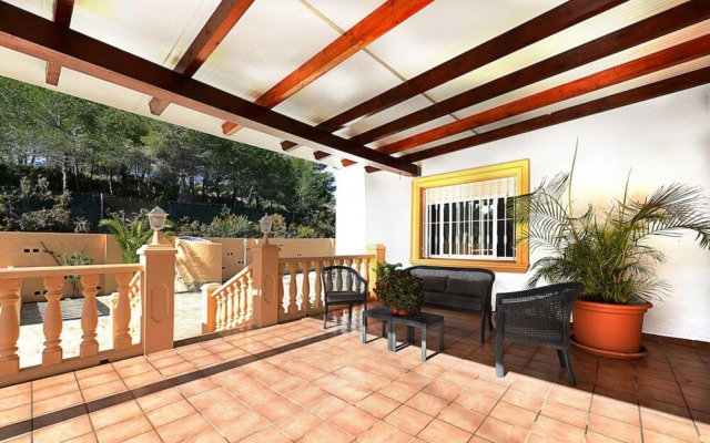 Villa - 4 Bedrooms with Pool - 106435