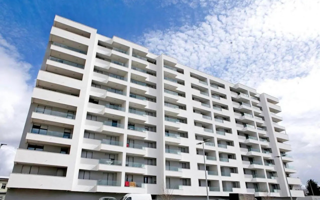 DiVine Luxury Apartment Purple