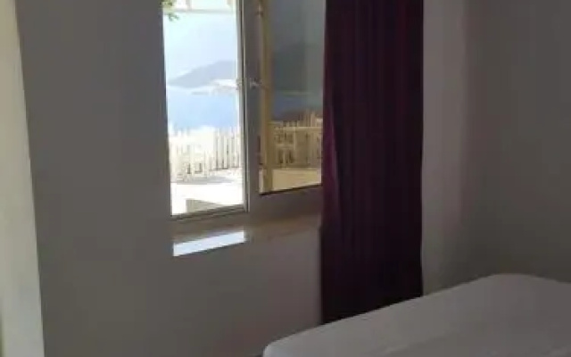 Akropol Otel Kas