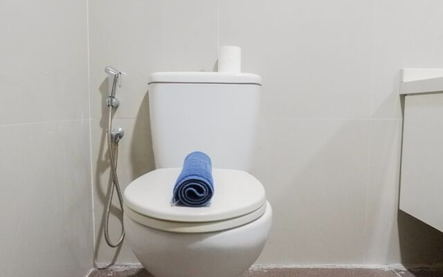 Comfy 2BR Apartment at Waterplace Residence Pakuwon Indah