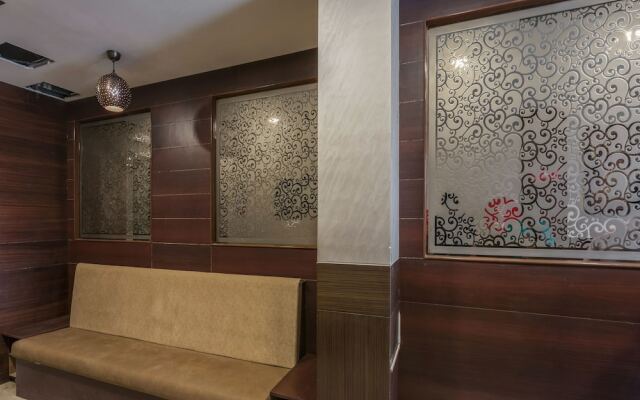 OYO 11676 Nakshatra Grand