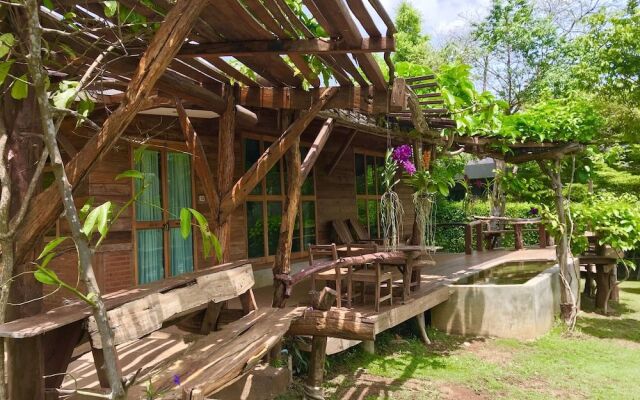 Pakchong Family Home