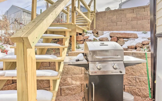 Mountain-view Lead Home w/ Patio + Fire Pit!
