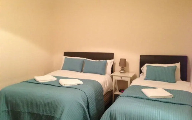 City Centre Apartments by the Meadows