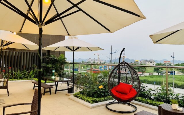 New Life Condotel