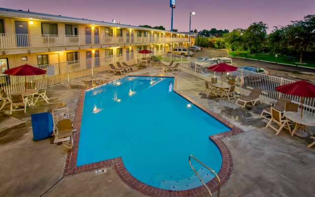 Motel 6 Richland, WA - Kennewick