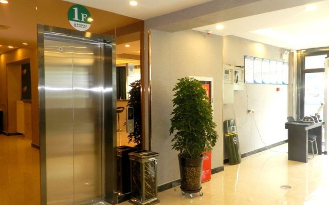 GreenTree Alliance Hotel Urumqi Airport Branch