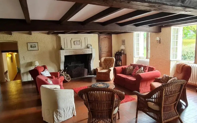 Beautiful Holiday Home With Private Pool