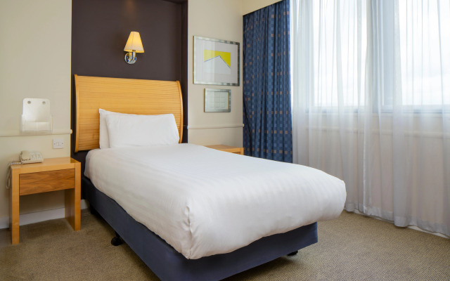 Holiday Inn Glasgow Airport by IHG