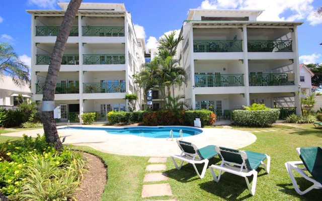 Leith Court Beachfront Apartments