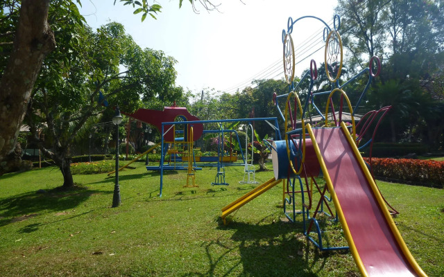 Wattana Village Resort